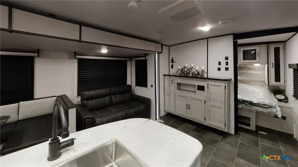 507 E Plasuela Street Refugio, TX 78377