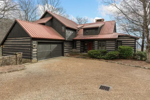 1213 Lost Valley Road