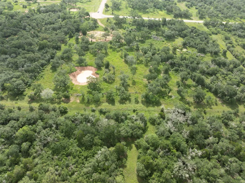 1178 Specklebelly Lane Columbus, TX 78934