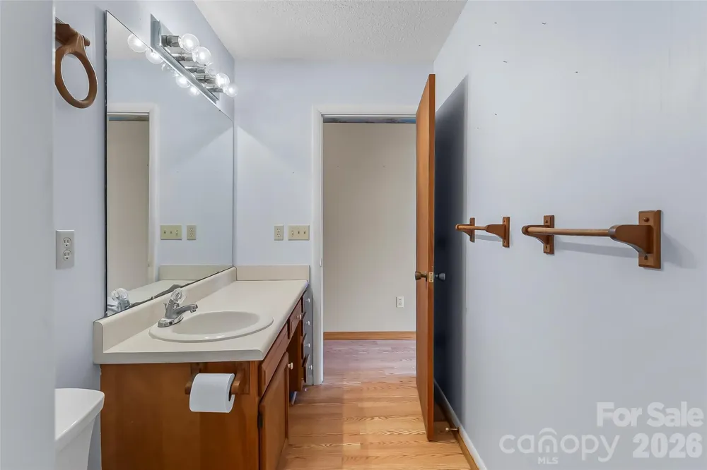 350 Sandy Bottom Road Marshall, NC 28753