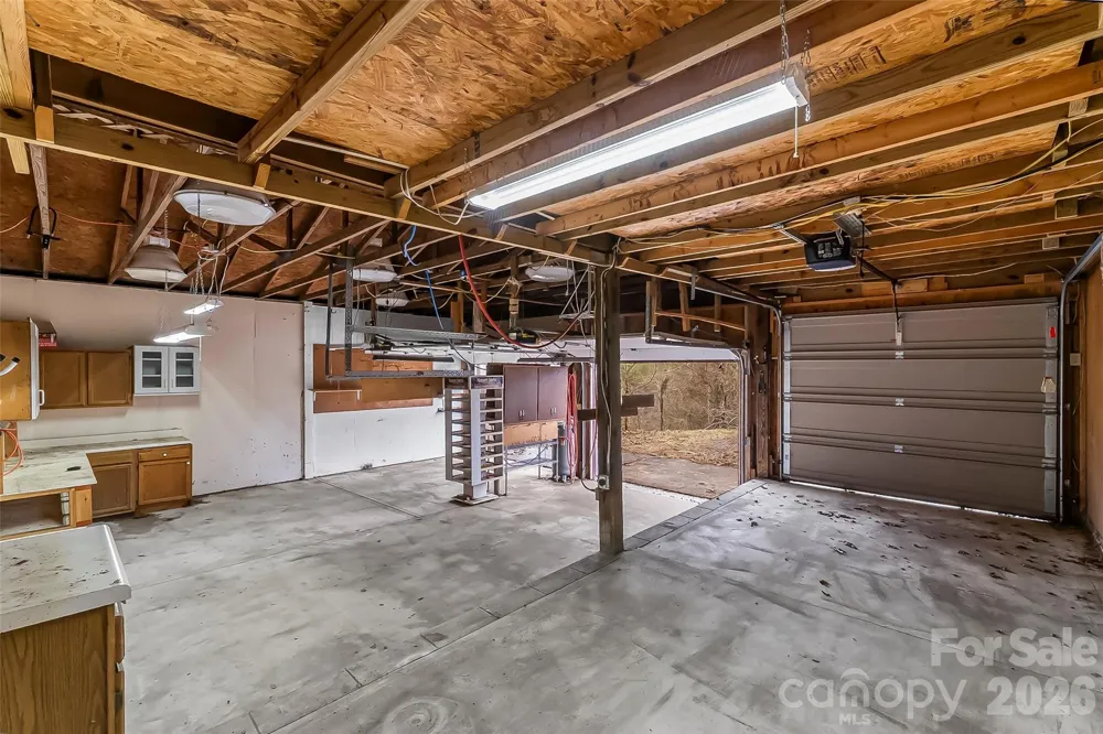 350 Sandy Bottom Road Marshall, NC 28753