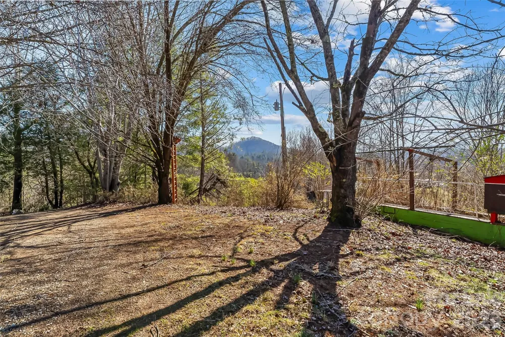 350 Sandy Bottom Road Marshall, NC 28753