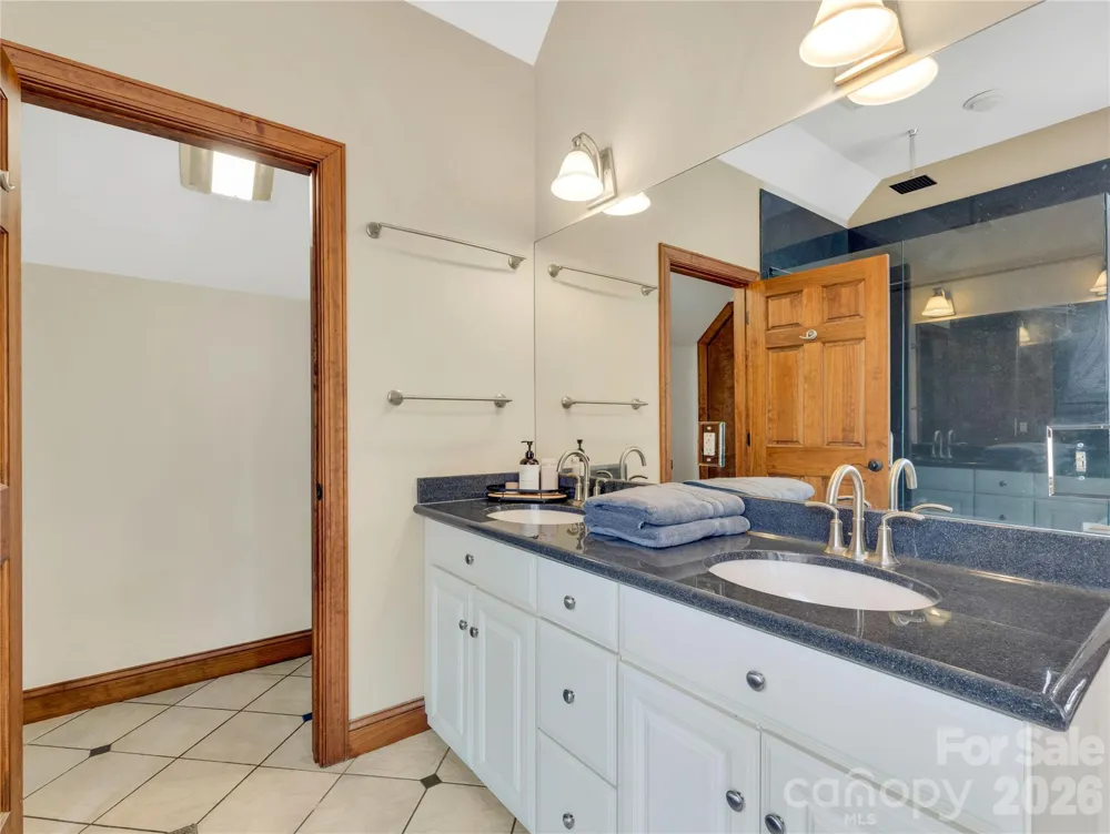 184 Deep Woods Lane Saluda, NC 28773