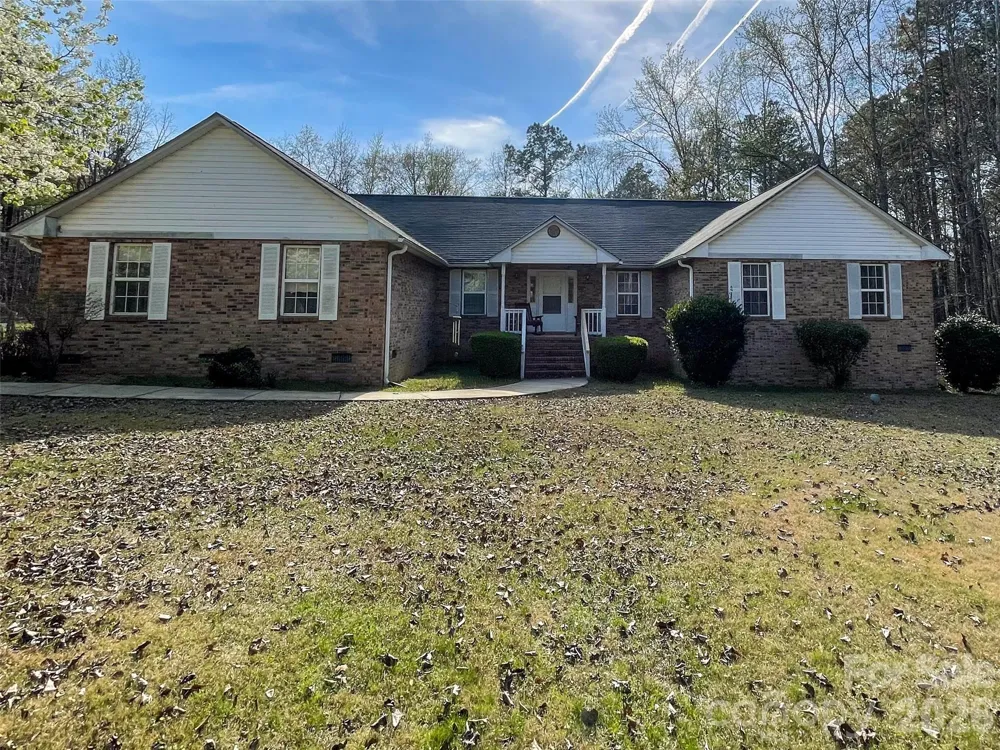 3271 Ebenezer Church Road Camden, SC 29020
