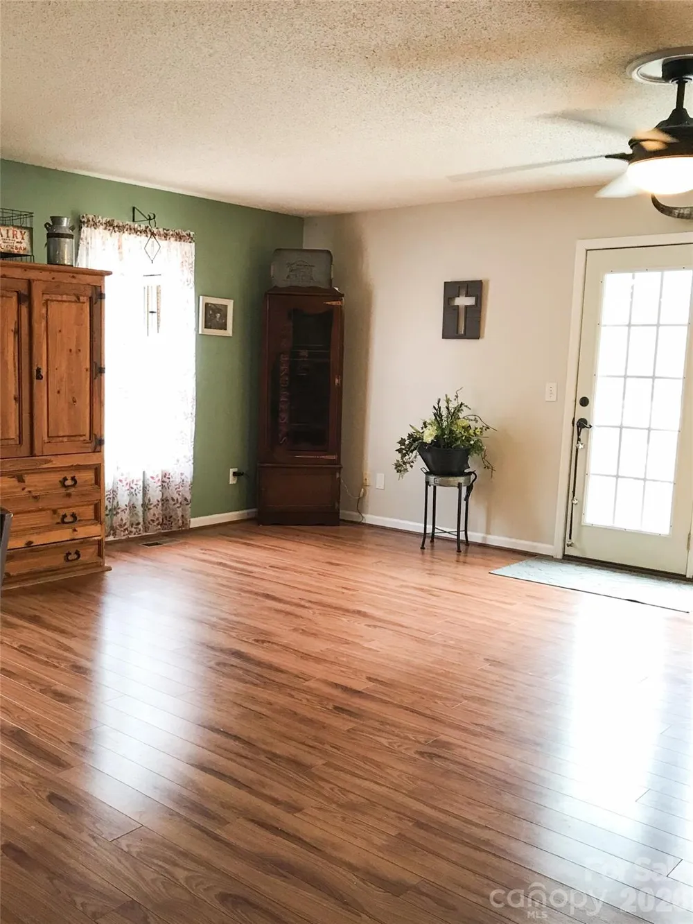 3271 Ebenezer Church Road Camden, SC 29020