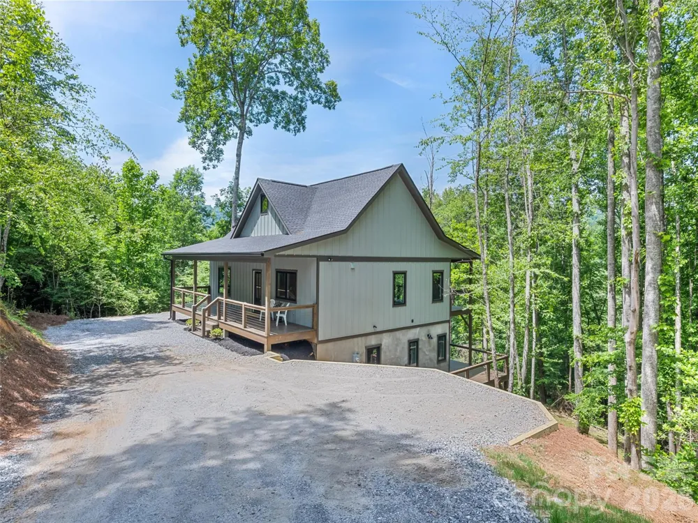 288 Ironwood Drive Clyde, NC 28721