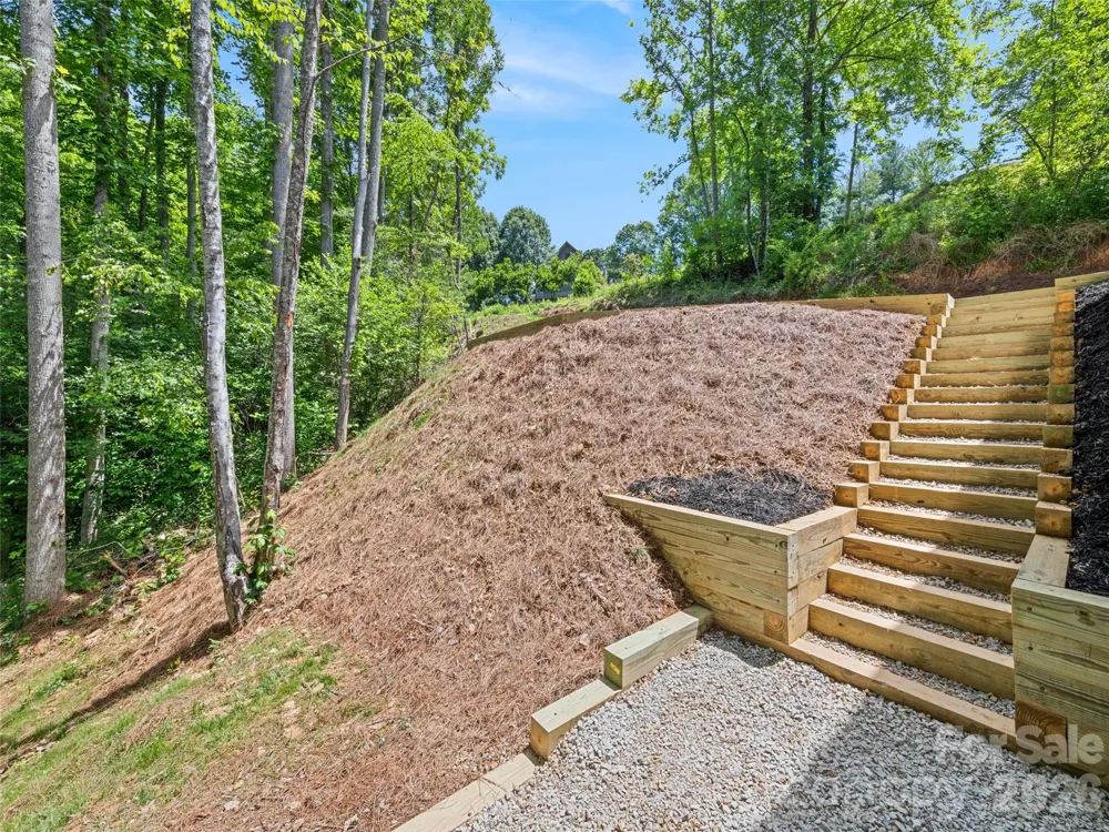 288 Ironwood Drive Clyde, NC 28721