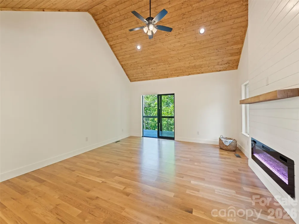 288 Ironwood Drive Clyde, NC 28721
