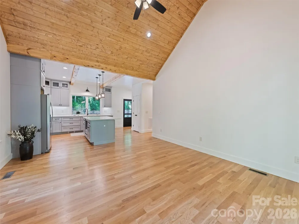 288 Ironwood Drive Clyde, NC 28721