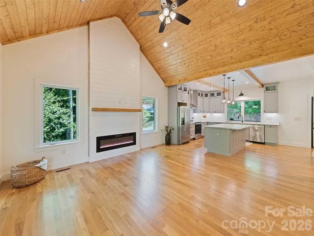 288 Ironwood Drive Clyde, NC 28721