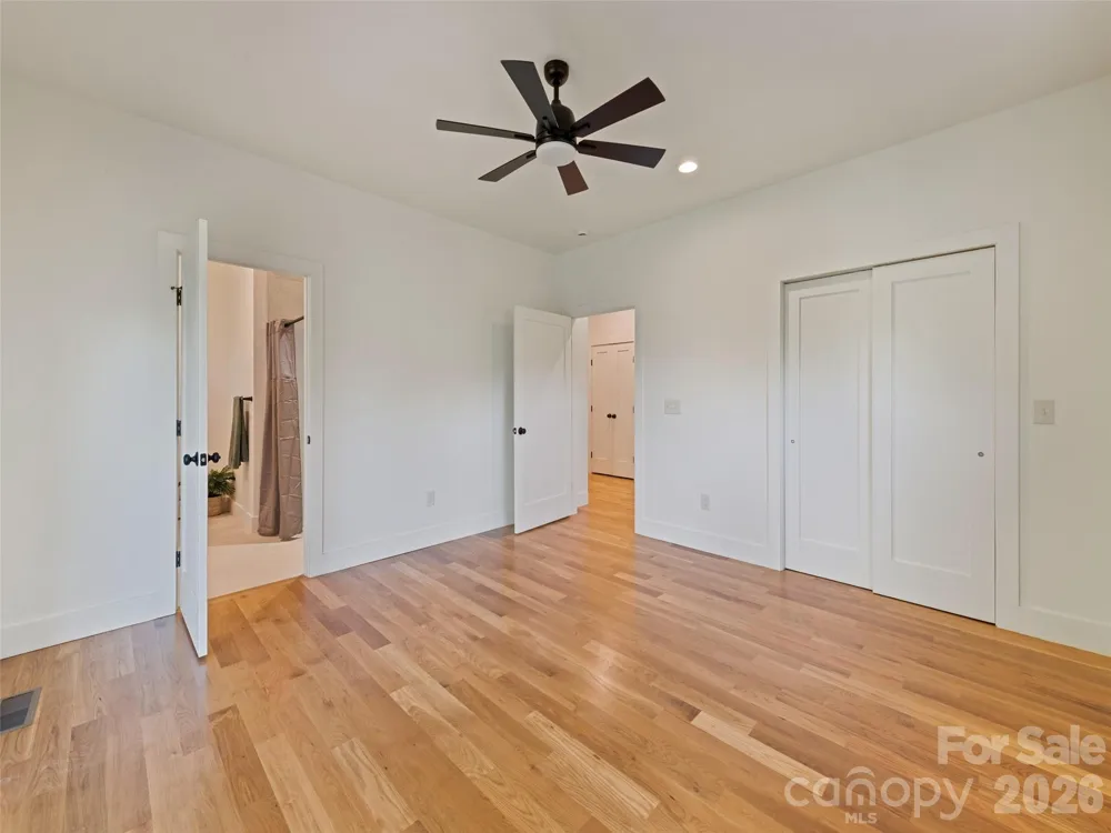 288 Ironwood Drive Clyde, NC 28721