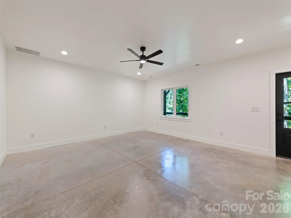 288 Ironwood Drive Clyde, NC 28721