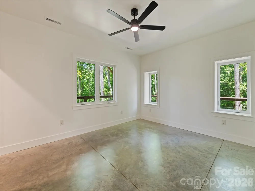 288 Ironwood Drive Clyde, NC 28721