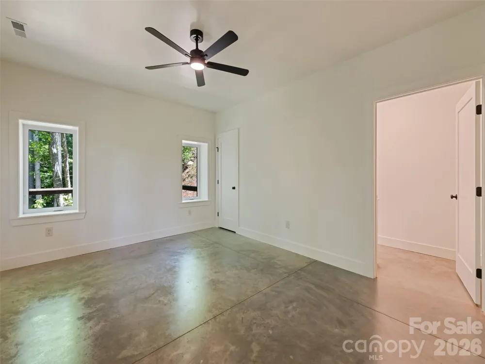 288 Ironwood Drive Clyde, NC 28721