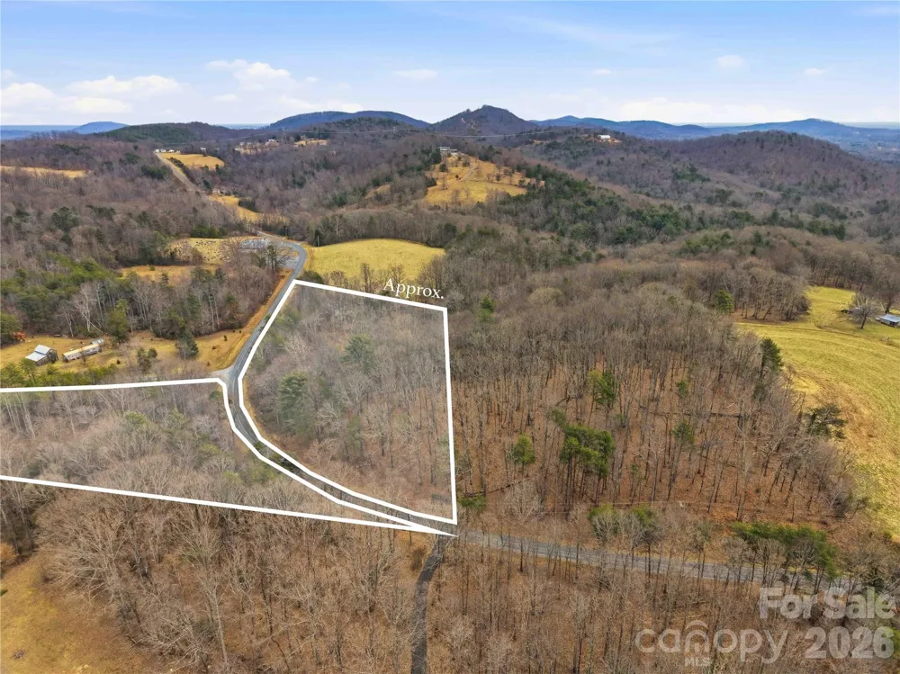 000 Pilgrim Church Road Hiddenite, NC 28636