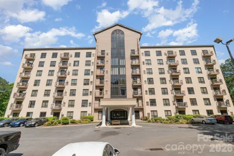 211 Heritage Boulevard #611