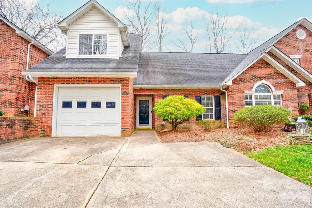 174 Columns Circle Shelby, NC 28150