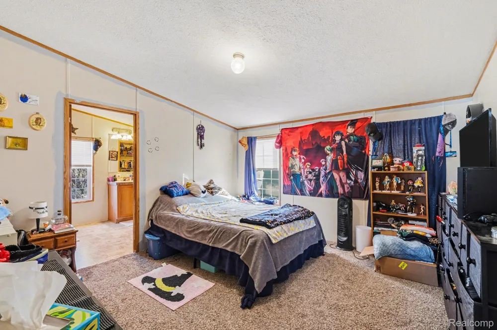 2055 Cedar Circle Vienna Charter Township, MI 48420