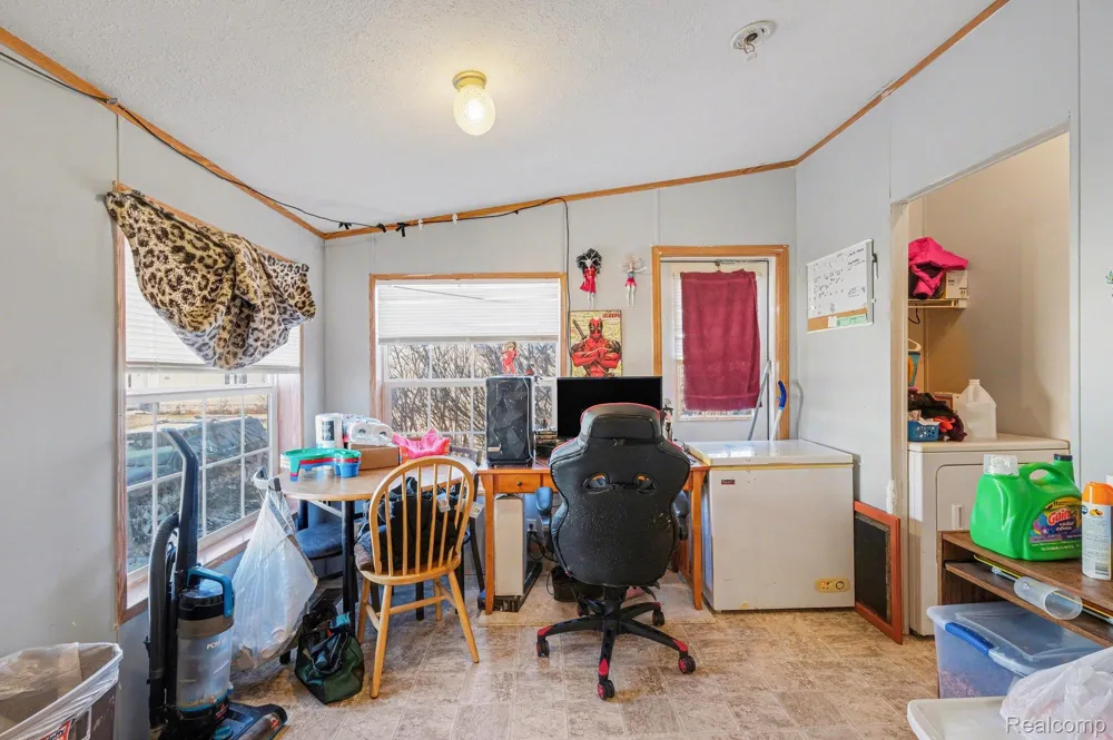 2055 Cedar Circle Vienna Charter Township, MI 48420