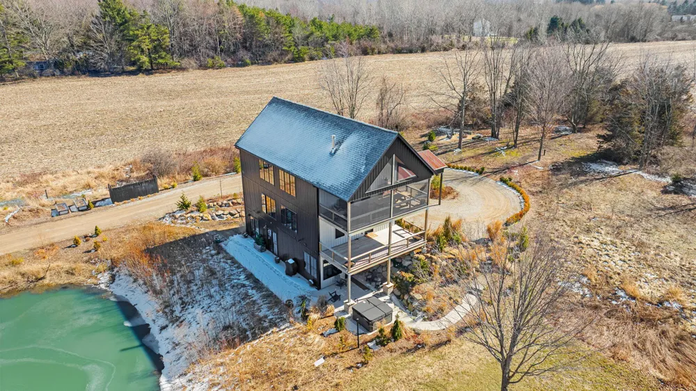6364 126th Avenue Saugatuck Township, MI 49408