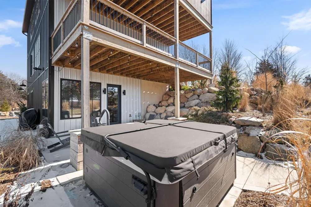 6364 126th Avenue Saugatuck Township, MI 49408