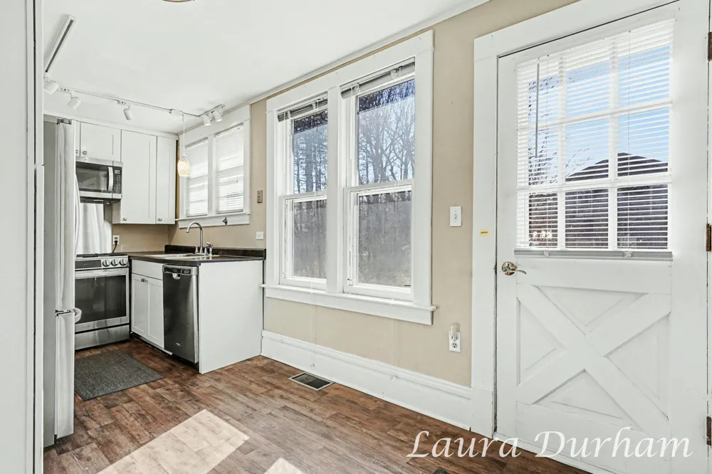 895 Holland Street Saugatuck City, MI 49453