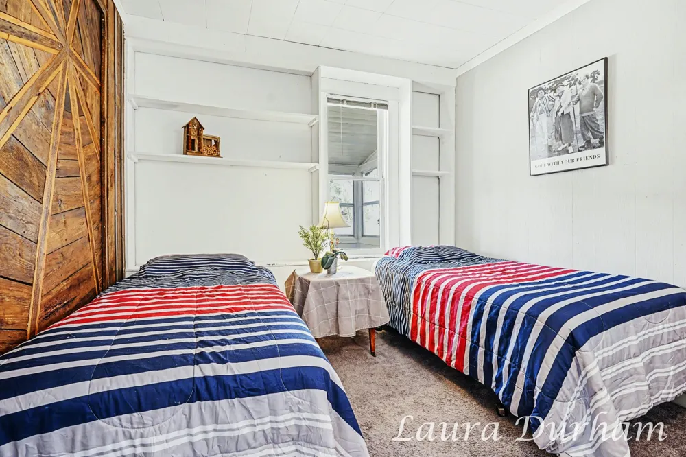 895 Holland Street Saugatuck City, MI 49453