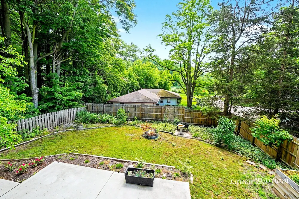 895 Holland Street Saugatuck City, MI 49453