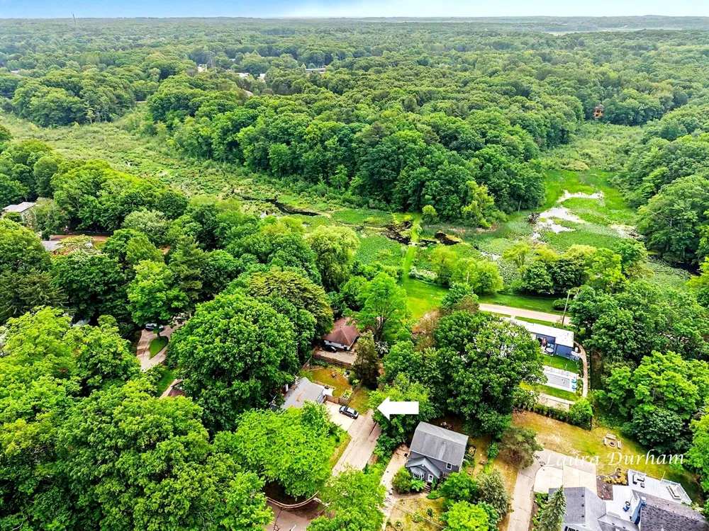 895 Holland Street Saugatuck City, MI 49453