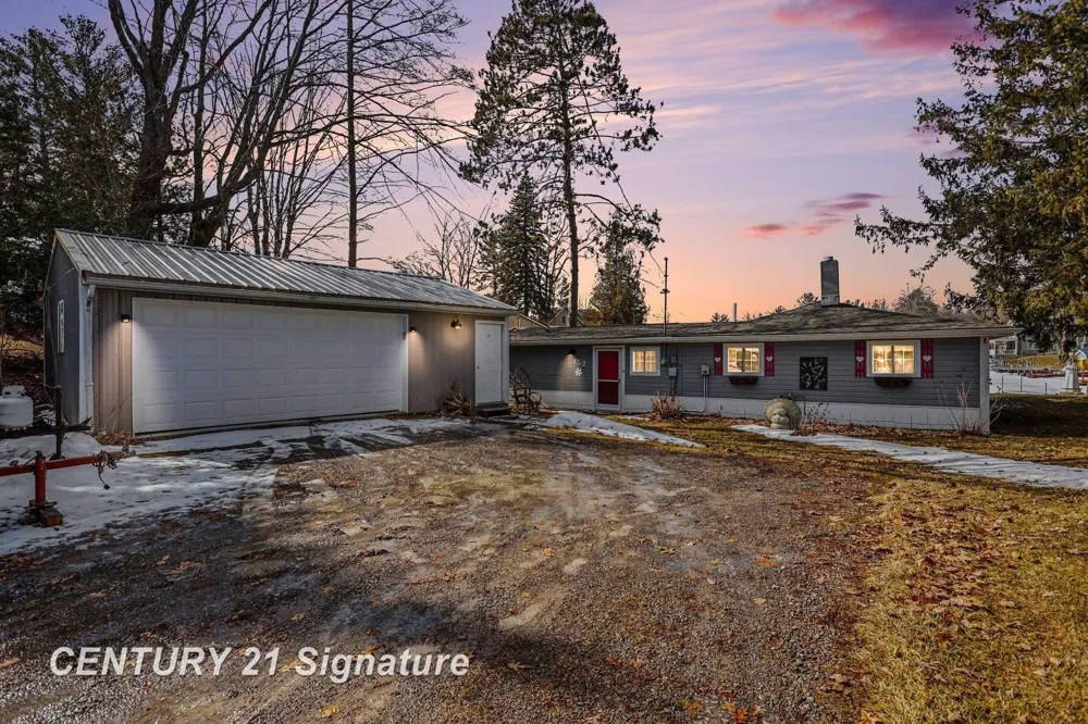 152 Hilda Drive Surrey Township, MI 48622