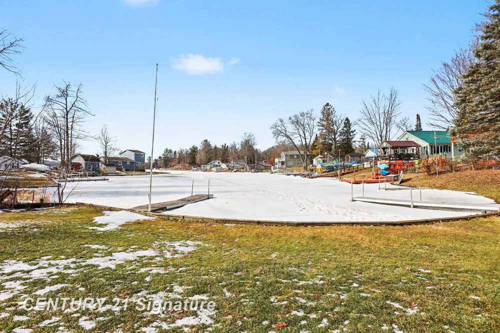 152 Hilda Drive Surrey Township, MI 48622