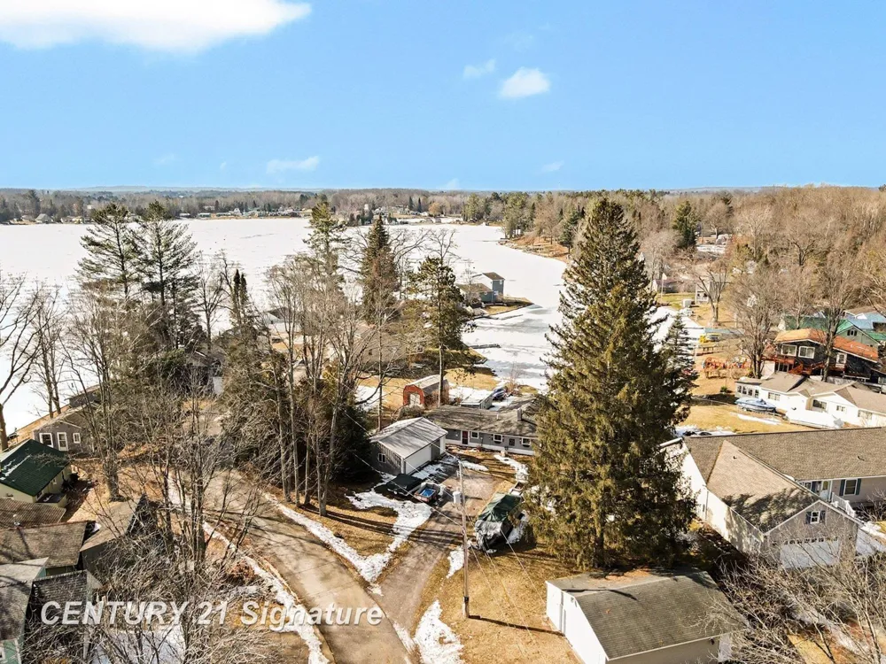 152 Hilda Drive Surrey Township, MI 48622