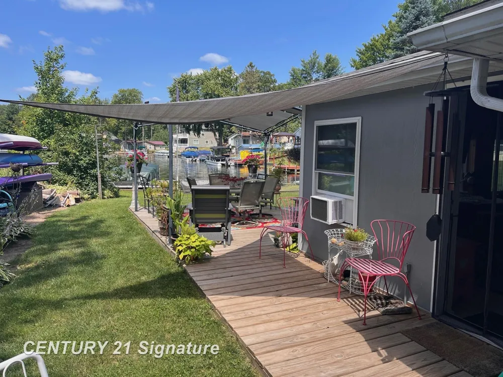 152 Hilda Drive Surrey Township, MI 48622