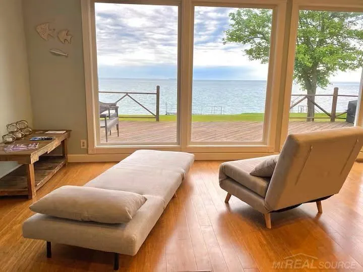 8723 Lakeshore Road Worth Township, MI 48450