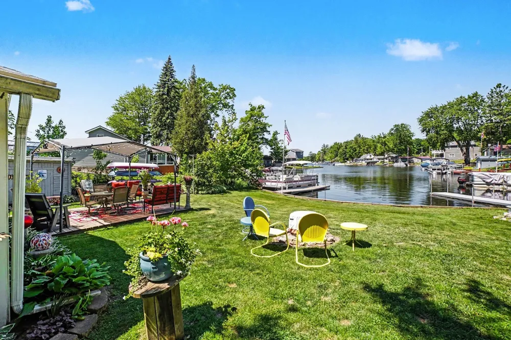 152 Hilda Drive Surrey Township, MI 48622