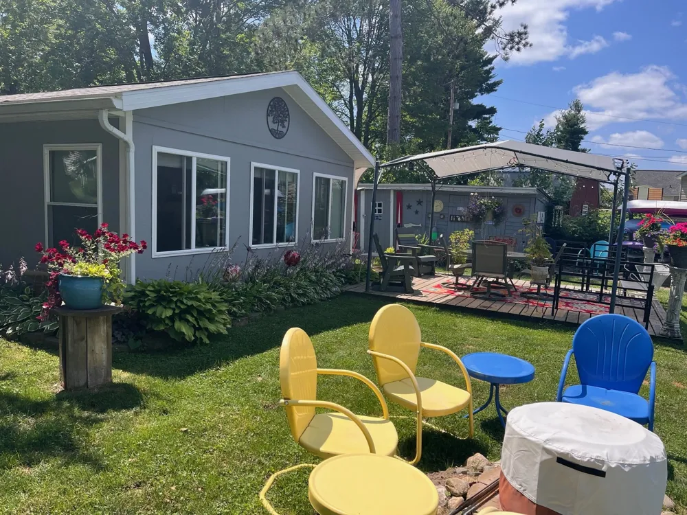 152 Hilda Drive Surrey Township, MI 48622
