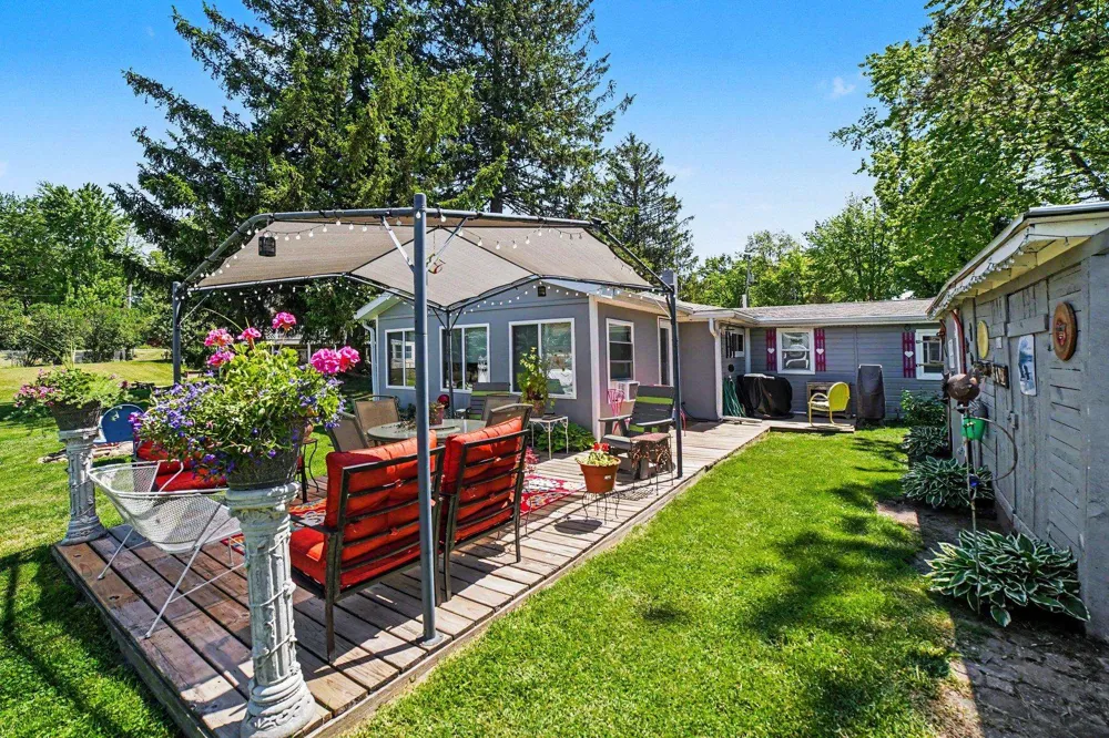 152 Hilda Drive Surrey Township, MI 48622