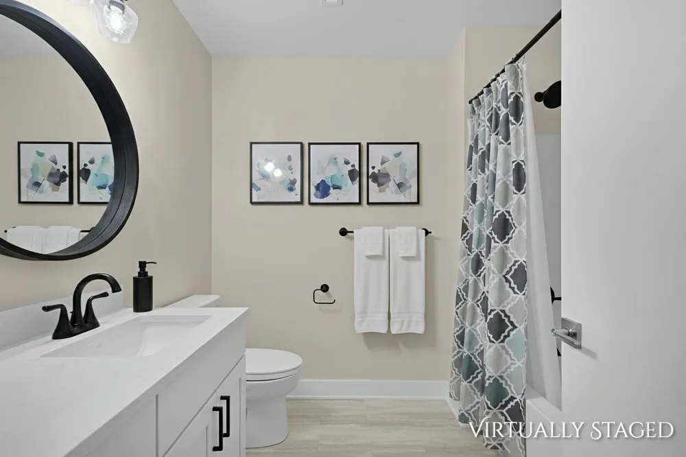 901 Adelaide Circle #607 Muskegon City, MI 49441