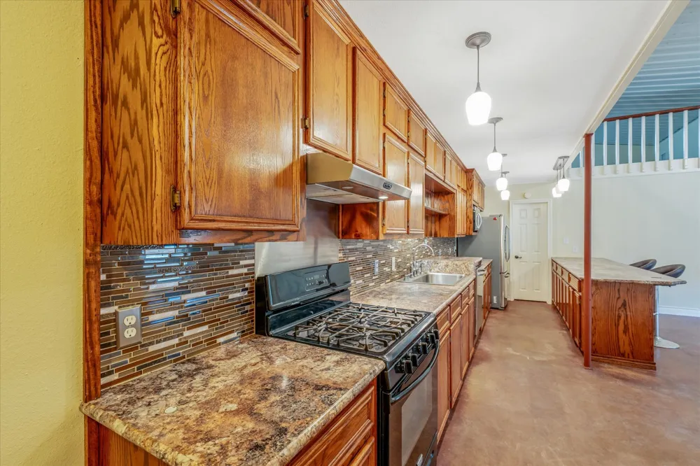 1070 Piney Grove Rusk, TX 75785
