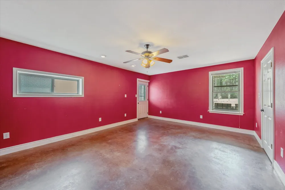 1070 Piney Grove Rusk, TX 75785