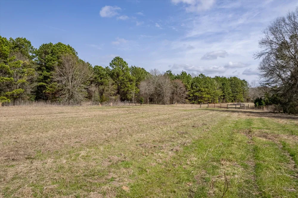 1070 Piney Grove Rusk, TX 75785