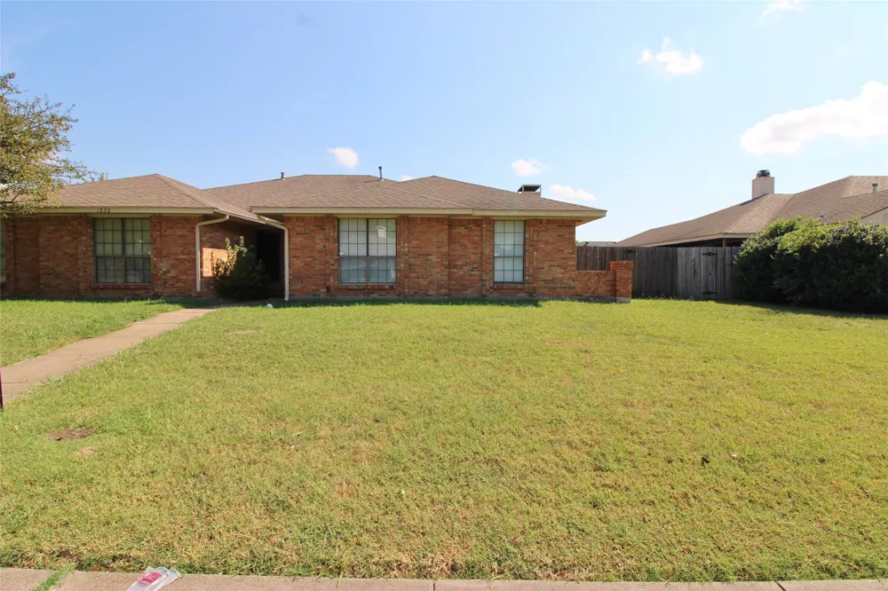 1234 Mockingbird Lane DeSoto, TX 75115