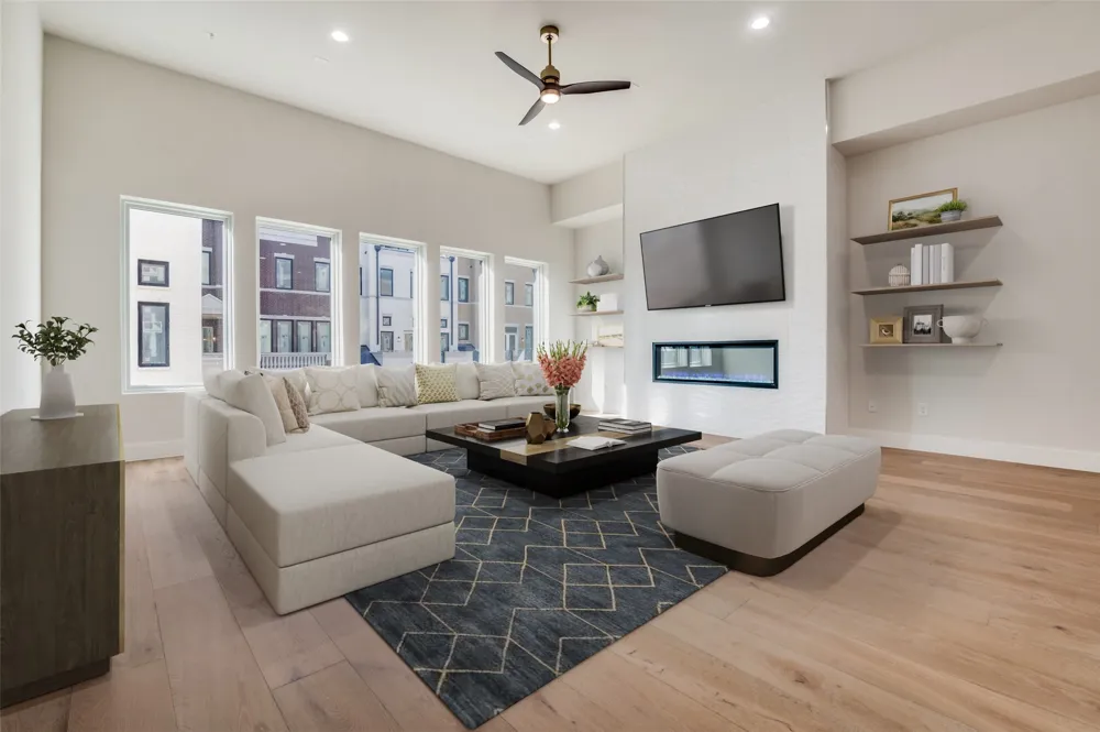 218 E Dallas Road #102 Grapevine, TX 76051