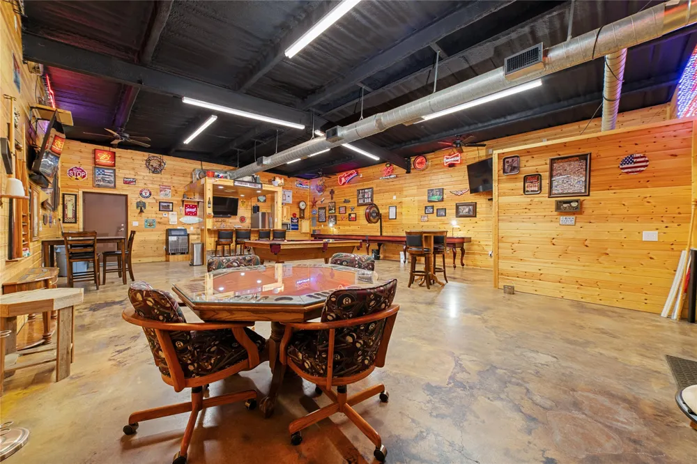 241 E Circle Drive Coleman, TX 76834