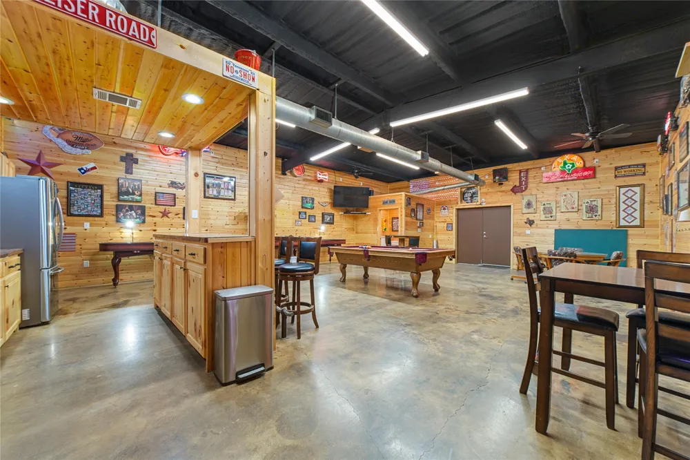241 E Circle Drive Coleman, TX 76834