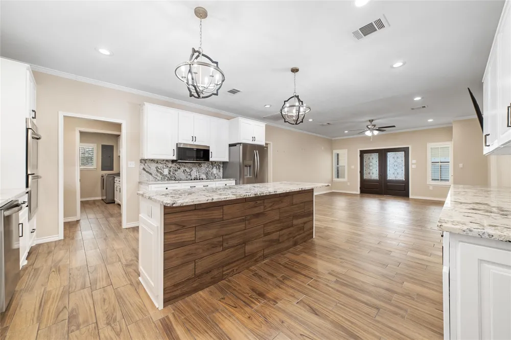 241 E Circle Drive Coleman, TX 76834