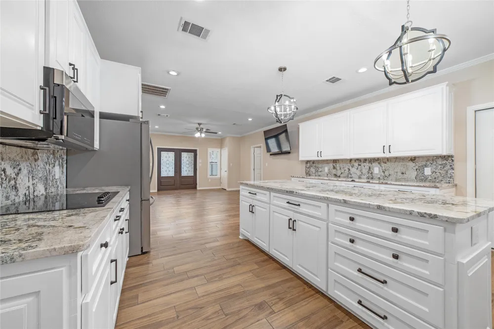 241 E Circle Drive Coleman, TX 76834