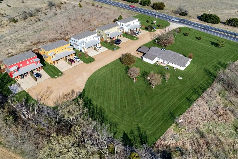 5353 US Highway 377 Tioga, TX 76271