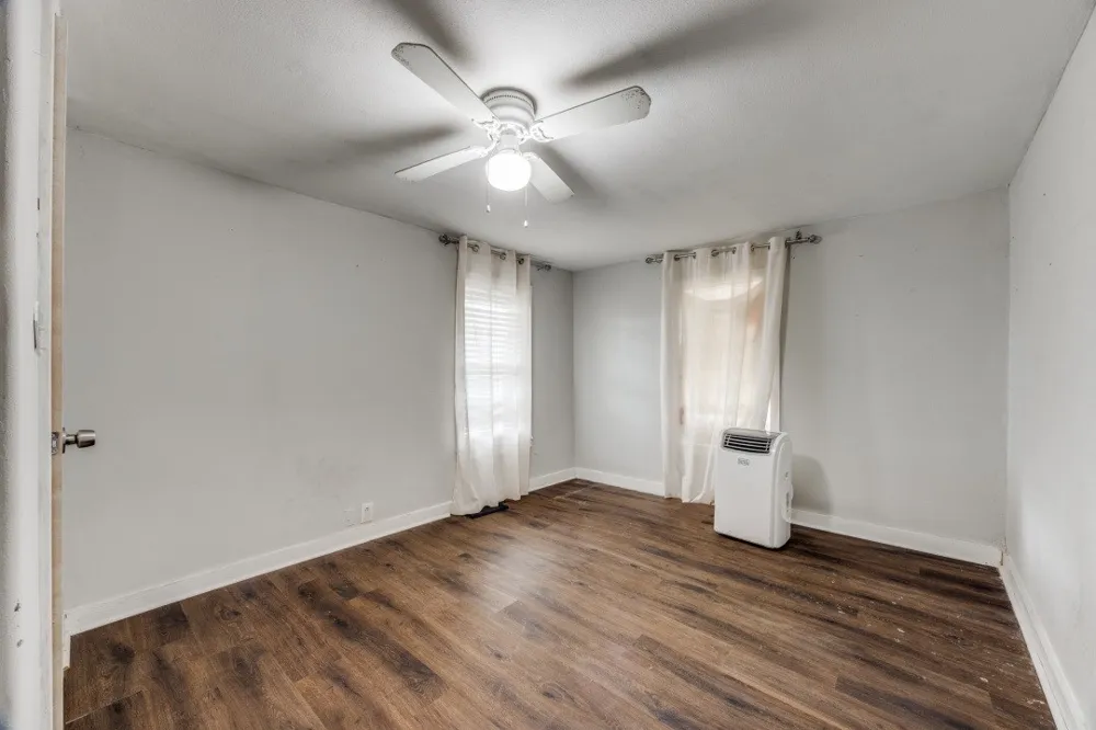 308 Bois D Arc Street Savoy, TX 75479