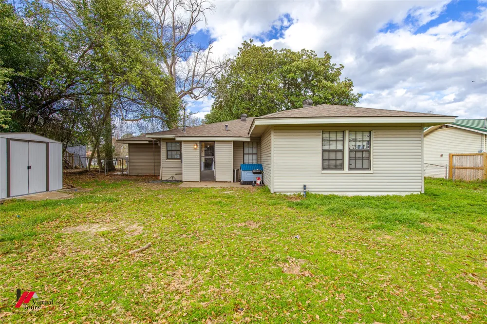 214 Ellis Drive Minden, LA 71055